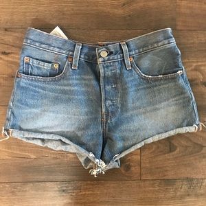 Levi’s shorts